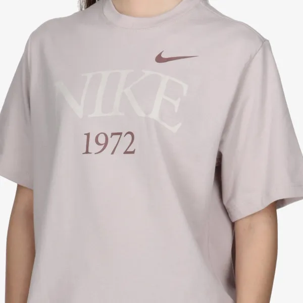 Nike W NSW TEE CLASSICS BOXY 