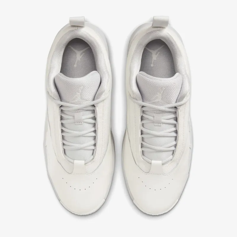 Nike Jordan Max Aura 6 