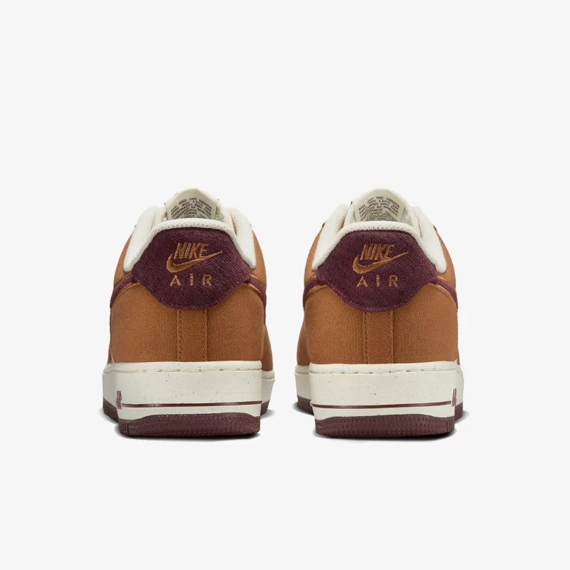 Nike AIR FORCE 1 '07 LV8 BTS 