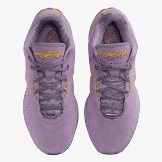 Nike LEBRON XXI 