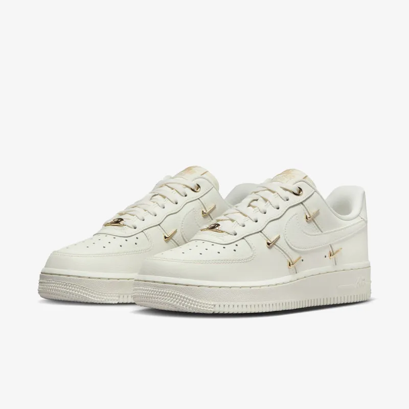 Nike Air Force 1 '07 