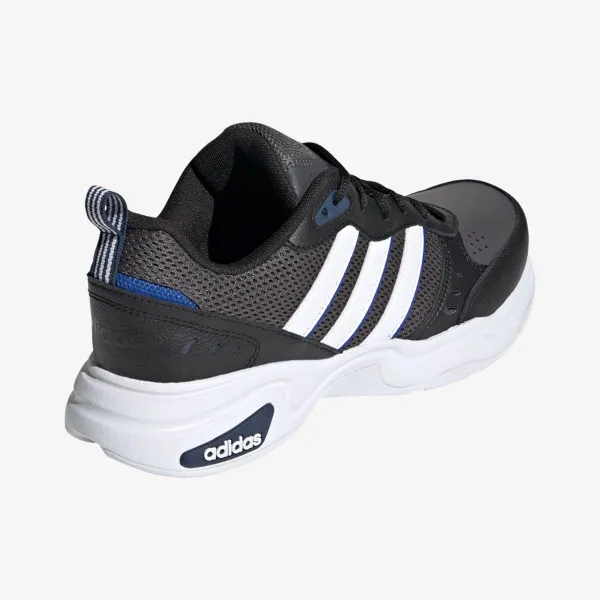 adidas STRUTTER 