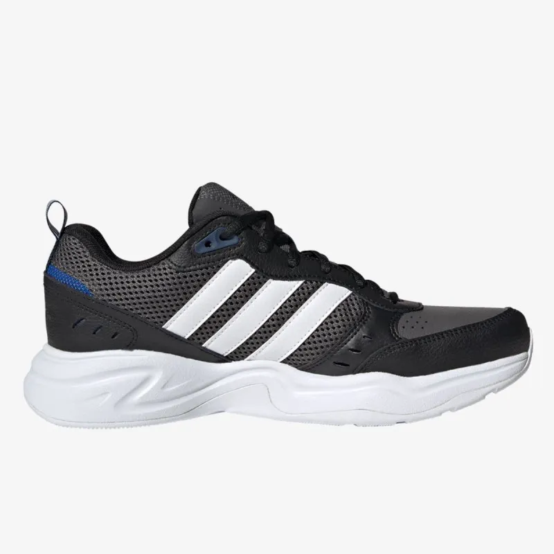 adidas STRUTTER 