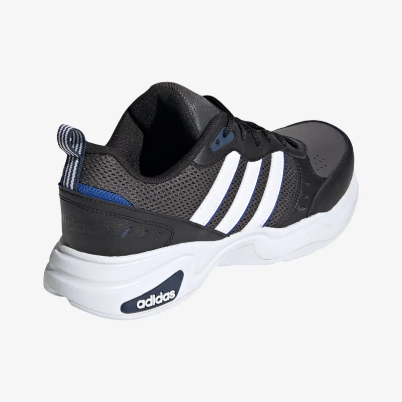 adidas STRUTTER 