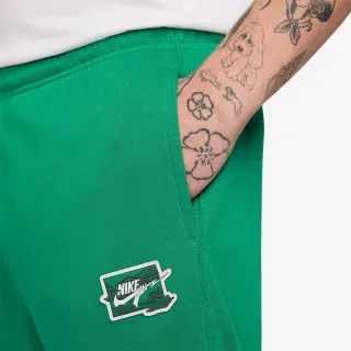Nike Club 