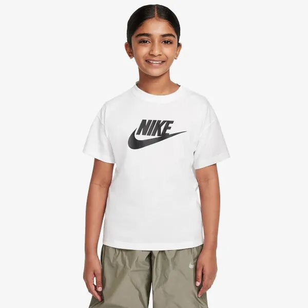 Nike Futura 