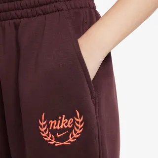 Nike Club 