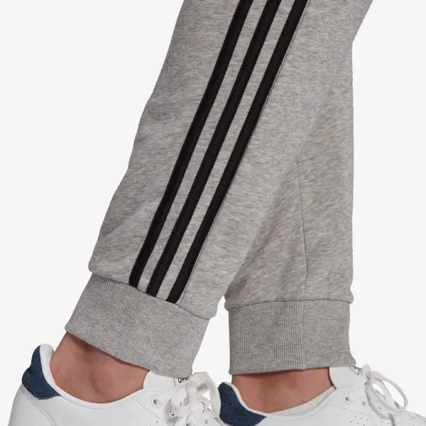 adidas ESSENTIALS 