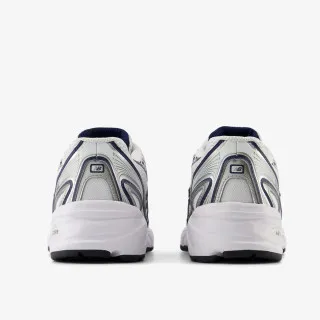 New Balance K 740 