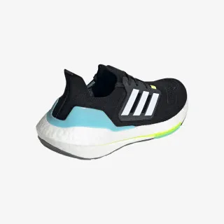 adidas ULTRABOOST 22 