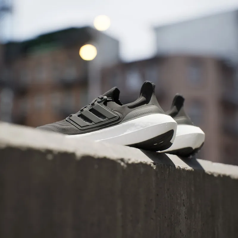 adidas ULTRABOOST 23 W 