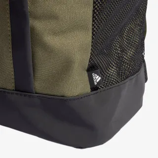 adidas ESSENTIALS LOGO 