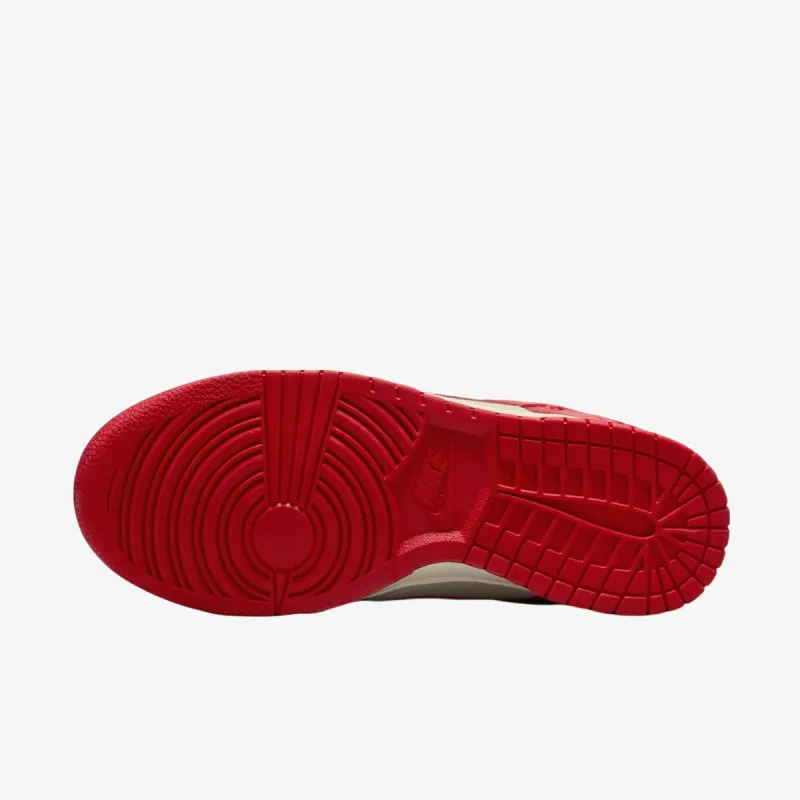 Nike W NIKE DUNK LOW SE TRND 