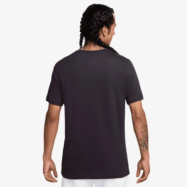 Nike Sportswear 