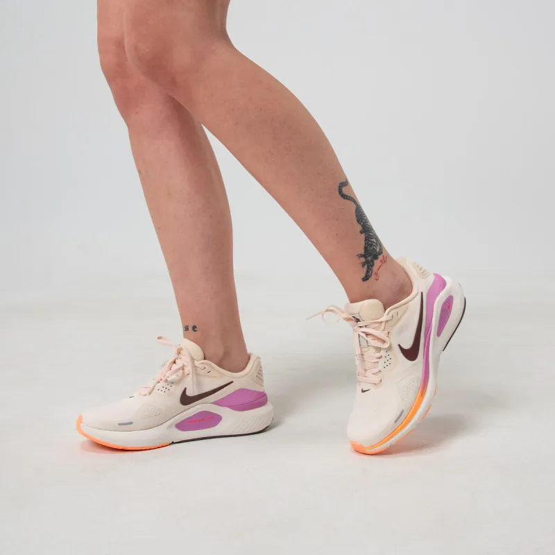 Nike W NIKE STRUCTURE 26 
