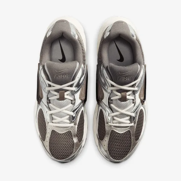 Nike NIKE V5 RNR 