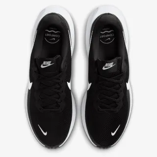 Nike NIKE REVOLUTION 8 