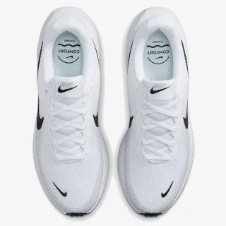 Nike REVOLUTION 8 
