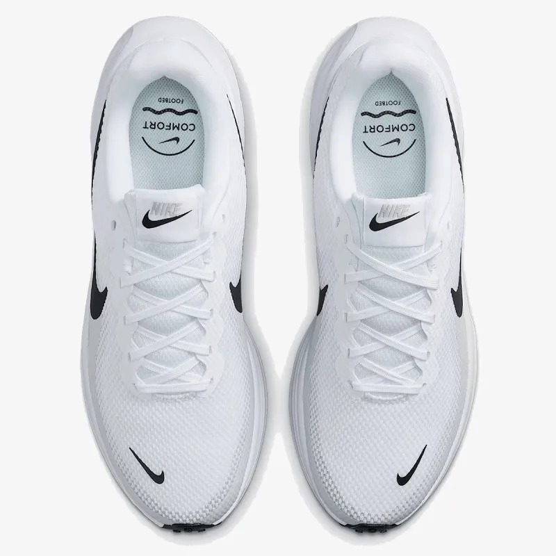 Nike REVOLUTION 8 