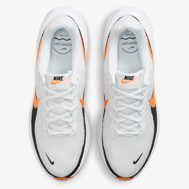 Nike NIKE REVOLUTION 8 