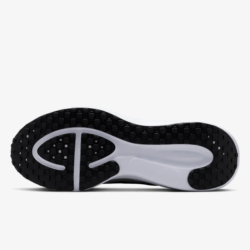 Nike NIKE REVOLUTION 8 
