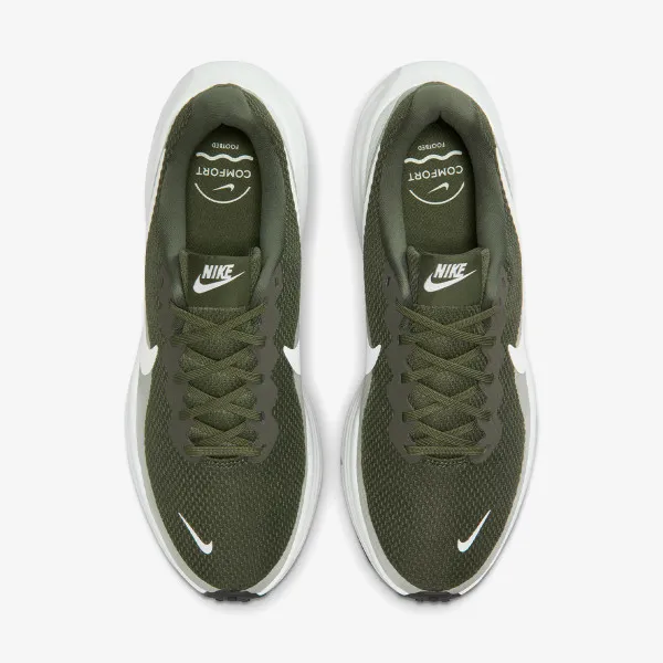 Nike NIKE REVOLUTION 8 