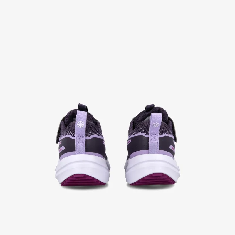 Nike Cosmic Runner 