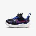 Nike Cosmic Runner 