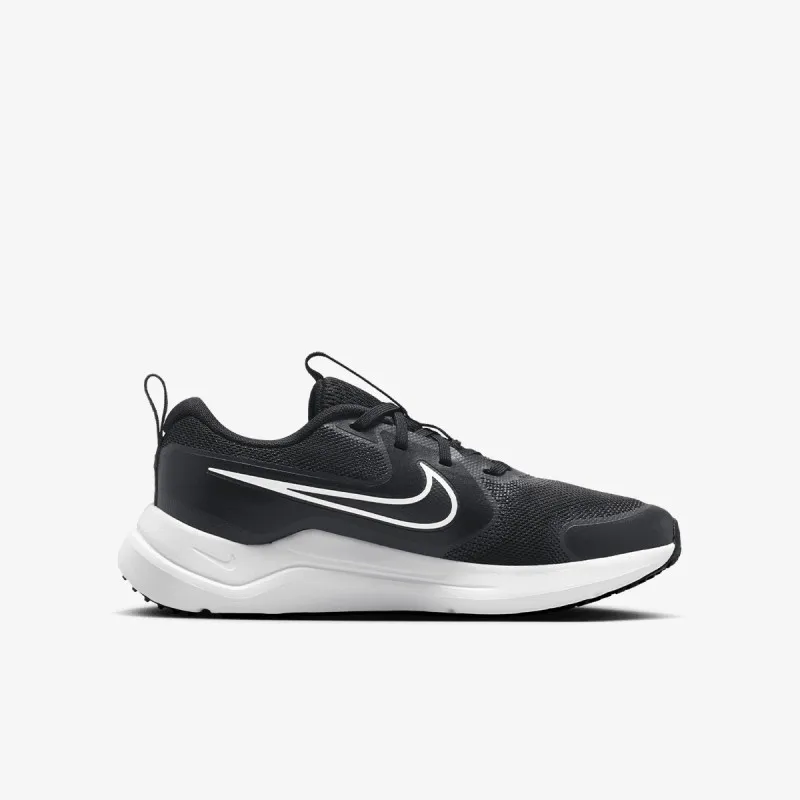 Nike Cosmic Runner 