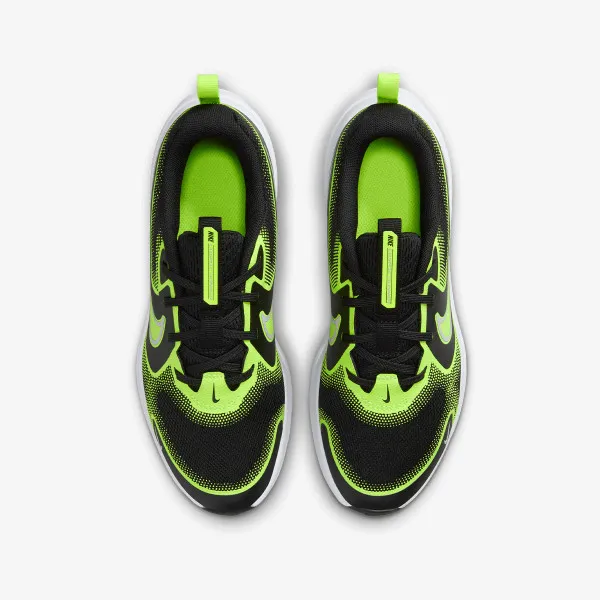 Nike Cosmic Runner 