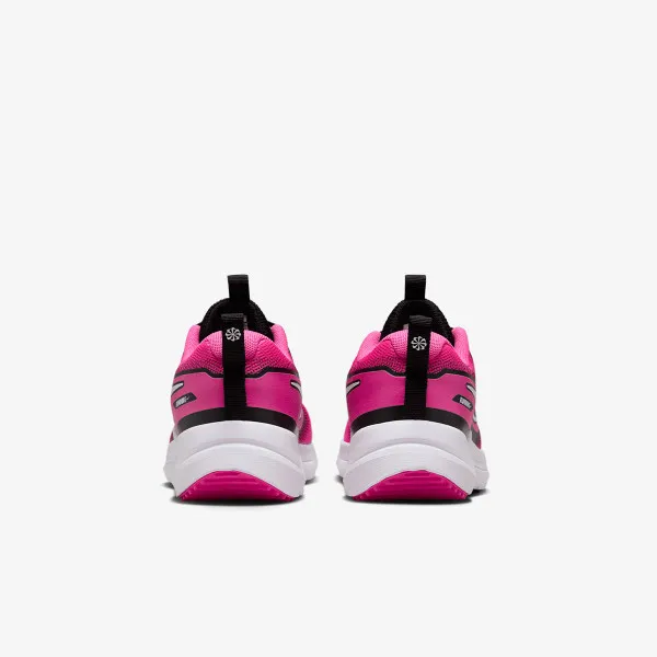 Nike Cosmic Runner 