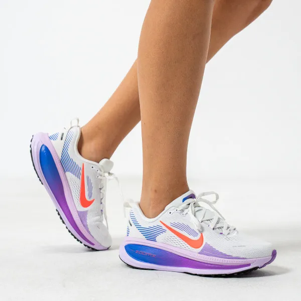 Nike W NIKE VOMERO 18 