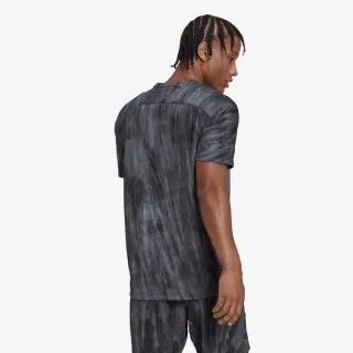 adidas Spray Dye 