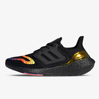 adidas ULTRABOOST 22 