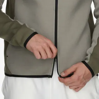 Nike Tech 
