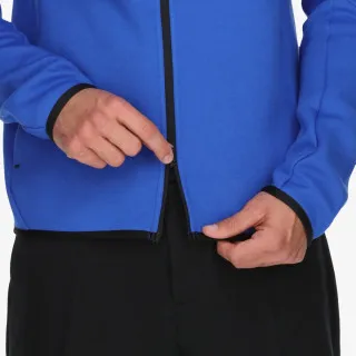 Nike Tech 