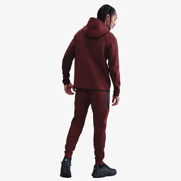 Nike Tech 
