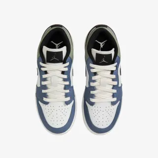 Nike AIR JORDAN 1 LOW BG CN 