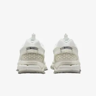 Nike W NIKE ZOOM VOMERO ROAM 