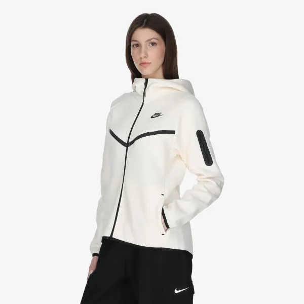 Nike Sportswear 