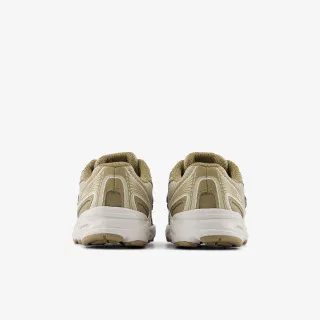 New Balance K 740 