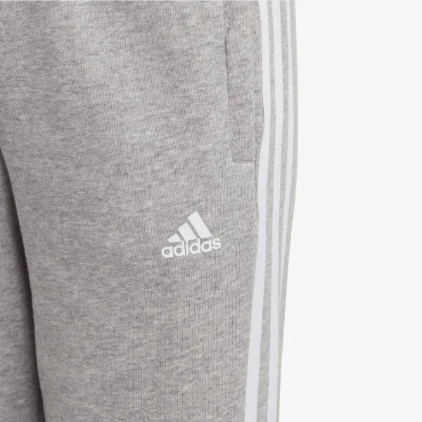 adidas ESSENTIALS 