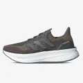 adidas ULTRABOOST 5 