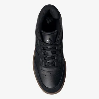 adidas Courtblock 