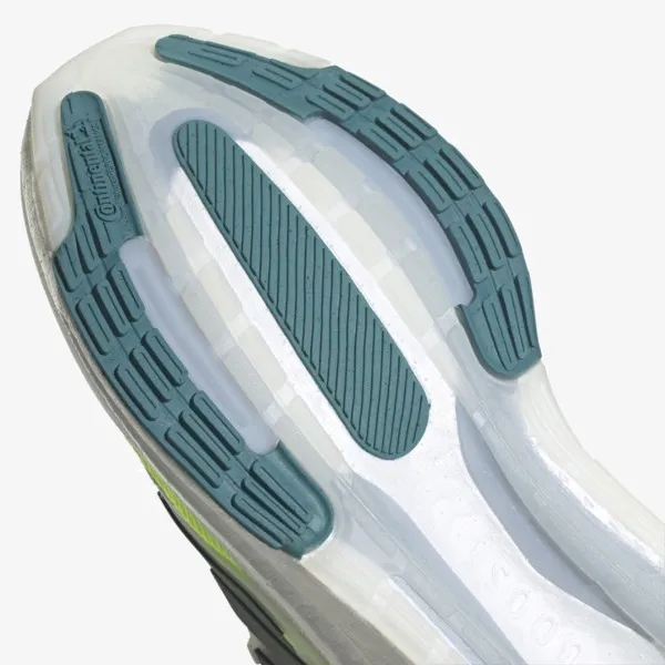 adidas ULTRABOOST LIGHT 