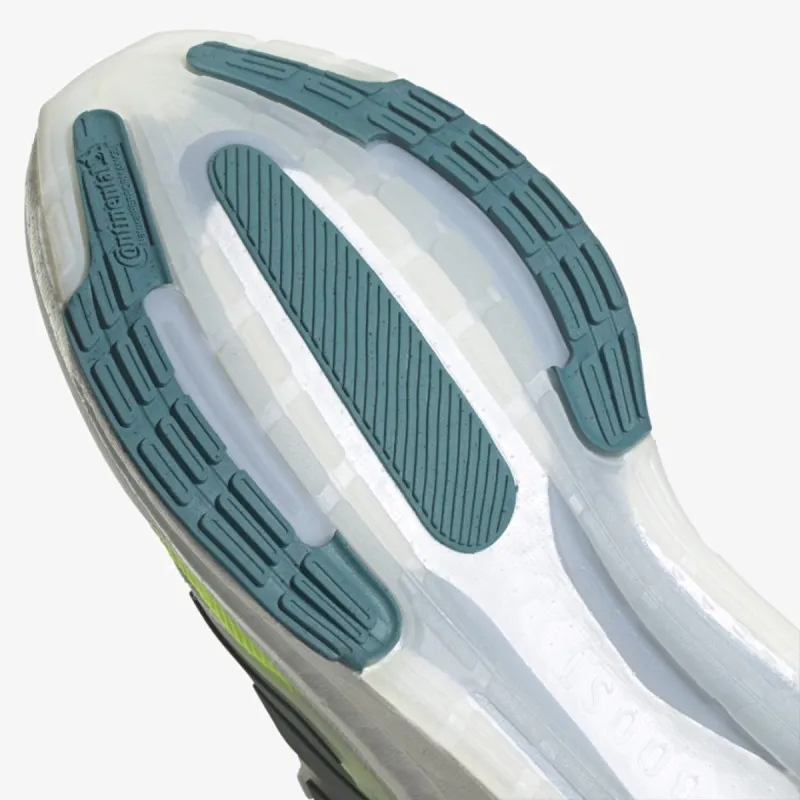 adidas ULTRABOOST LIGHT 