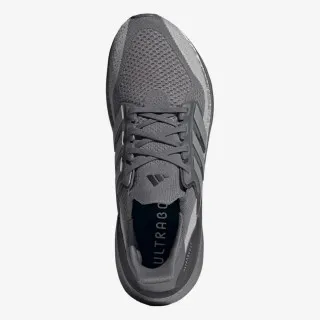 adidas ULTRABOOST 5 