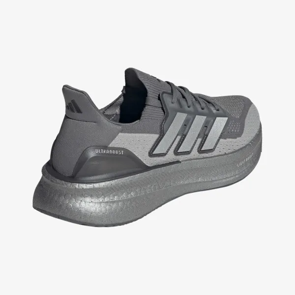 adidas ULTRABOOST 5 