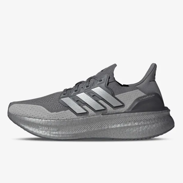 adidas ULTRABOOST 5 