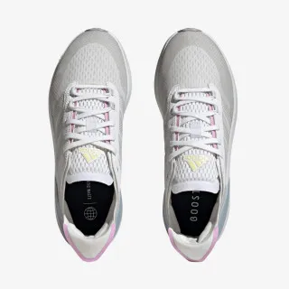 adidas AVRYN 